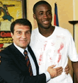 Football/ FC Barcelone: Yaya Touré flatté d'être comparé à Vieira