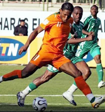 Football / Footballeur africain BBC 2007 : Drogba encore en scelle